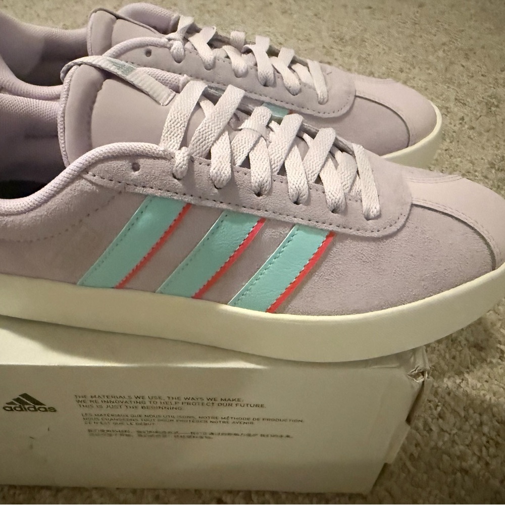 Adidas Women's Pastel Sneakers with Red and Blue Stripes